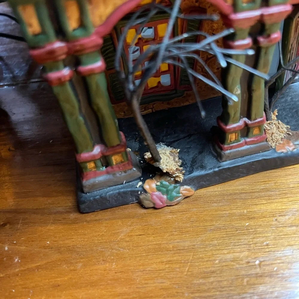 Department 56 Voodoo Lounge with Green Lights